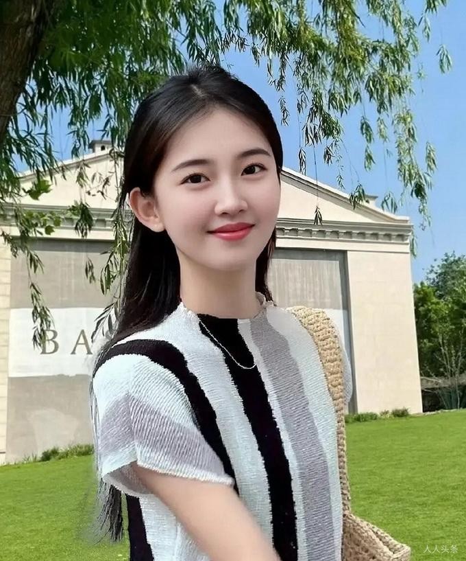 杨玉祥非虚构故事：厂花凋谢记 朗诵：丁然