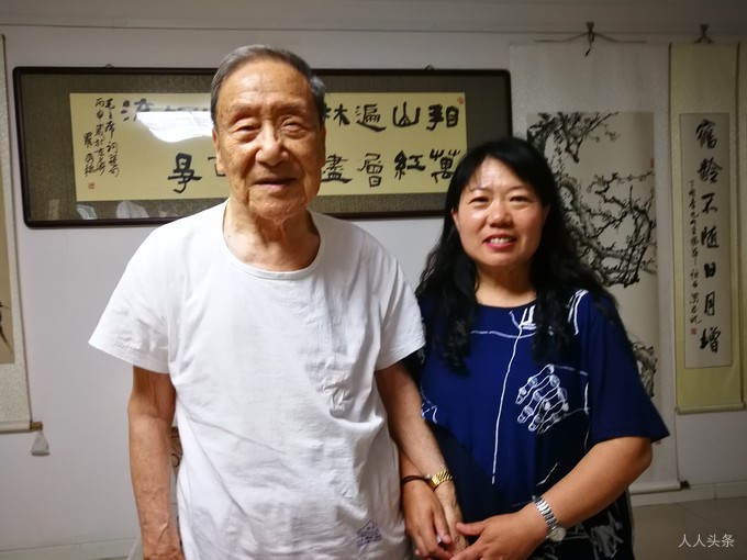中国乡土诗人致敬百岁诗人贺敬之：致敬“百岁诗星＂贺敬之 作者：叶春秀  朗诵：金天