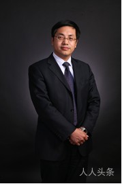 《海昕乡愁诗选》乡土特评  纸上的还乡：论海昕诗歌中的乡愁辩证法