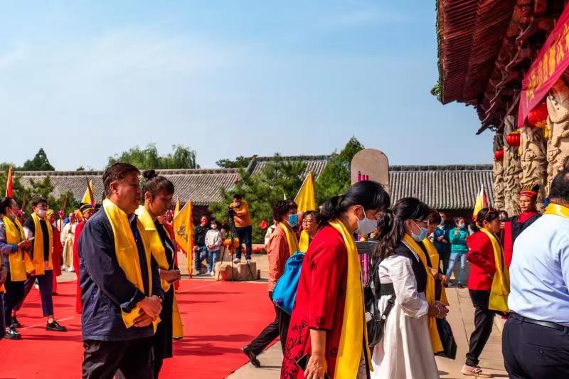 纪念至圣先师孔子诞辰2573周年祭奠在榆次文庙开幕