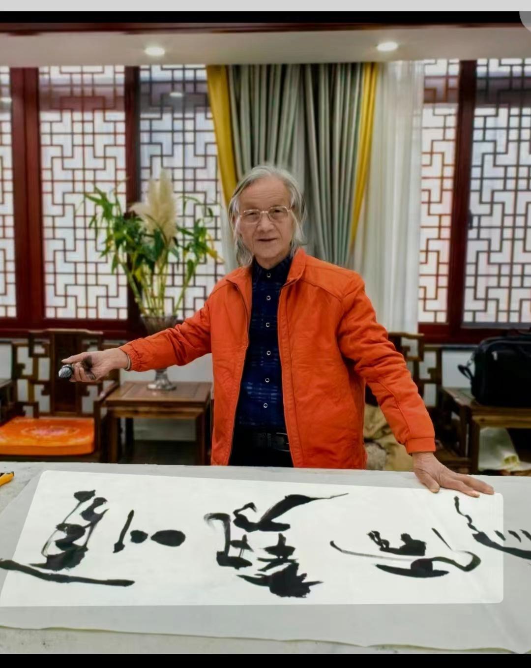 酣畅淋漓的“六分半书” ——献墨行善的王宾湖书法