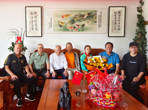 中国红色文化研究会 老山精神专业委员会  “致敬英雄•共庆八一” 座谈会在昆举行