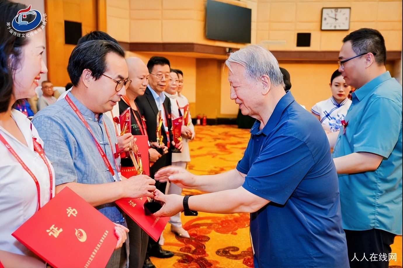 蛇年总结：获了一个奖，父亲北京养，文章引争论，事业在成长