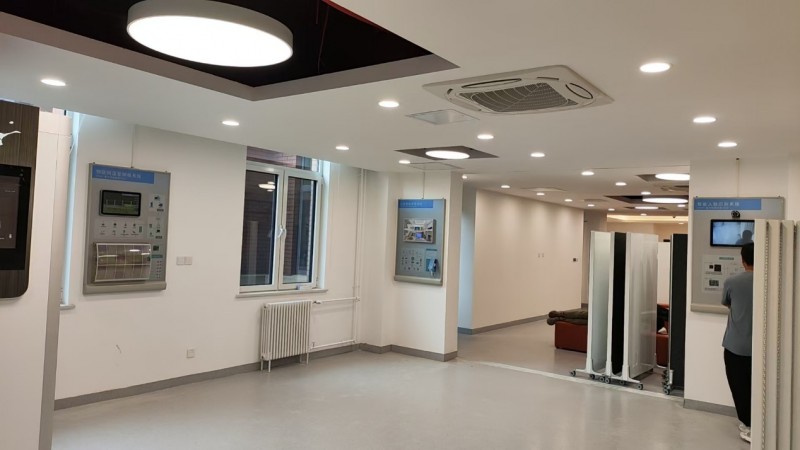 中小学科技教育创新配置三件套——腾华善智驱动未来创新人才早期培养