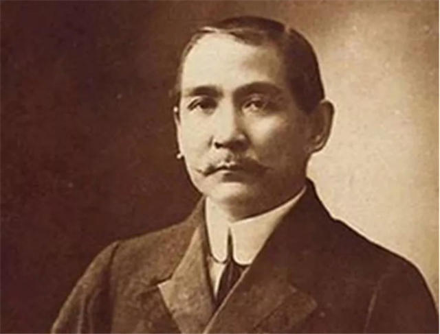 孙中山与宋庆龄相恋，向原配提出离婚，她为何不悲反喜？