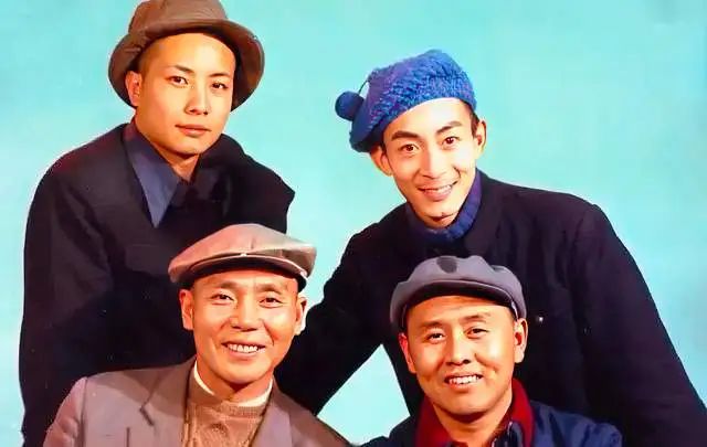 20张罕见明星老照片：1岁的马云，5岁的郭晶晶，10岁的邓丽君