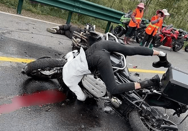 机车网红小鱼爱吃鱼遇车祸当场身亡