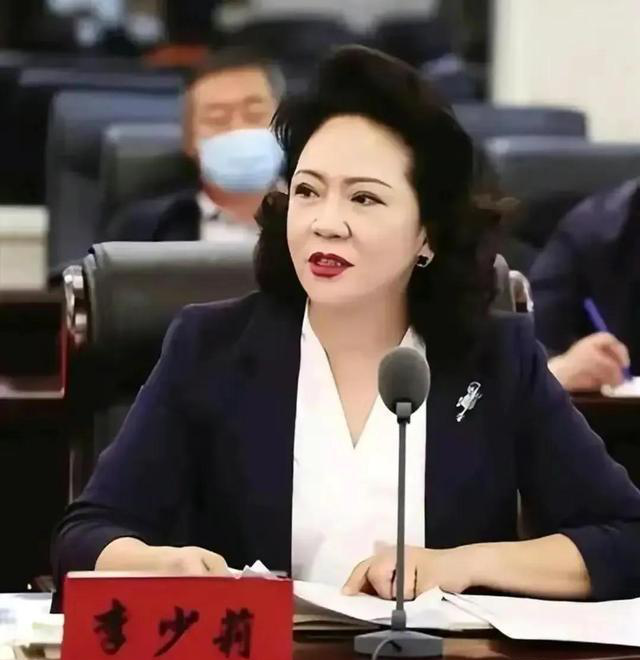 李少莉事件未平，吴方媛又怎么了？