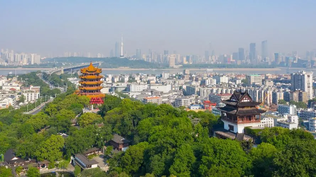 央视推荐的城市：首次上榜中国最具幸福感城市，安逸的不想离开！